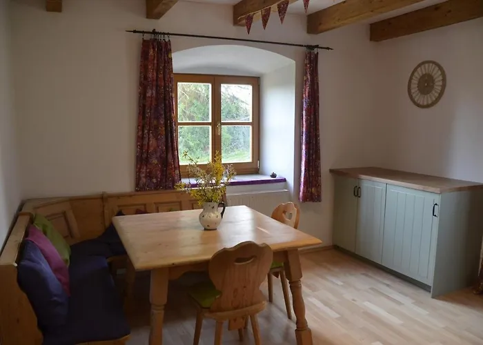 Sunflower Cottage, Austria Dienersdorf