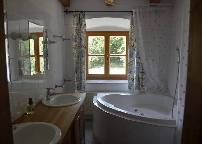 Sunflower Cottage, Austria 公寓 *