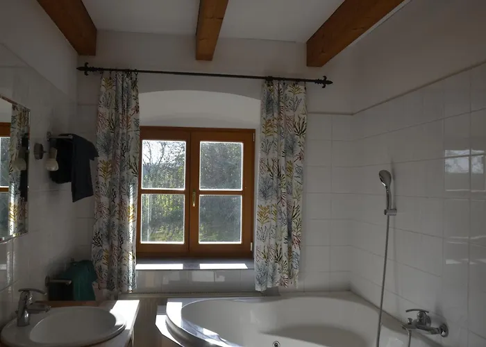 Sunflower Cottage, Austria Dienersdorf