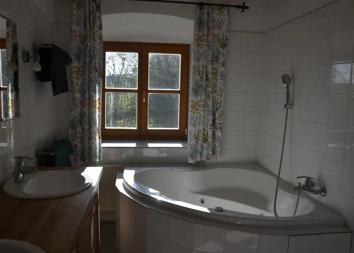 Sunflower Cottage, Austria * Dienersdorf